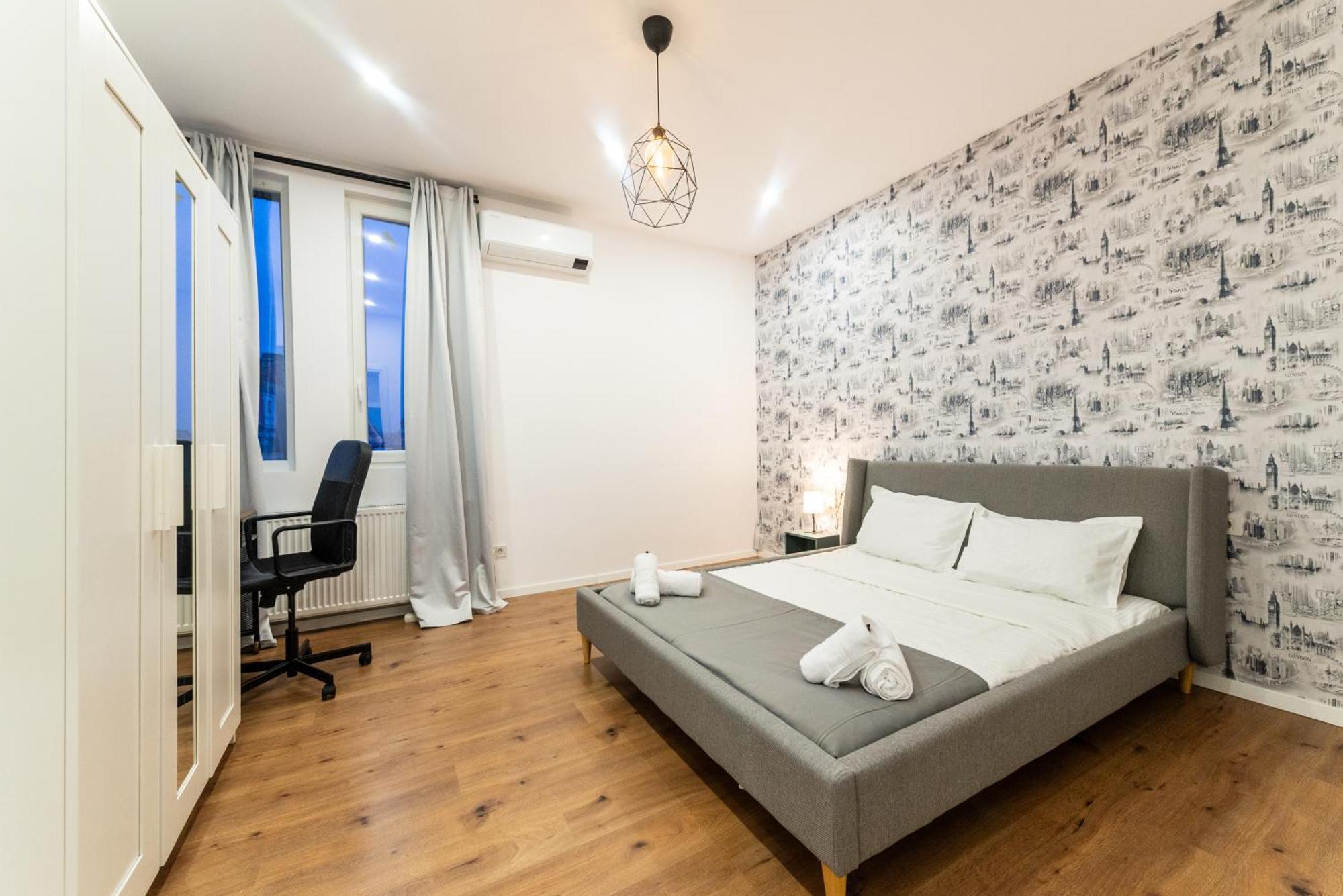 Ultracentral Spacious Apartment 4Br Bucharest Exterior photo