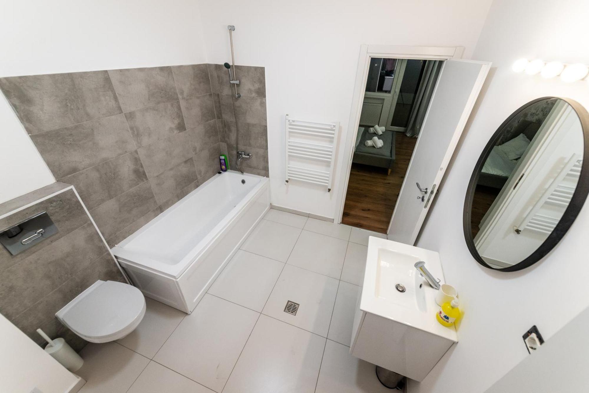 Ultracentral Spacious Apartment 4Br Bucharest Exterior photo