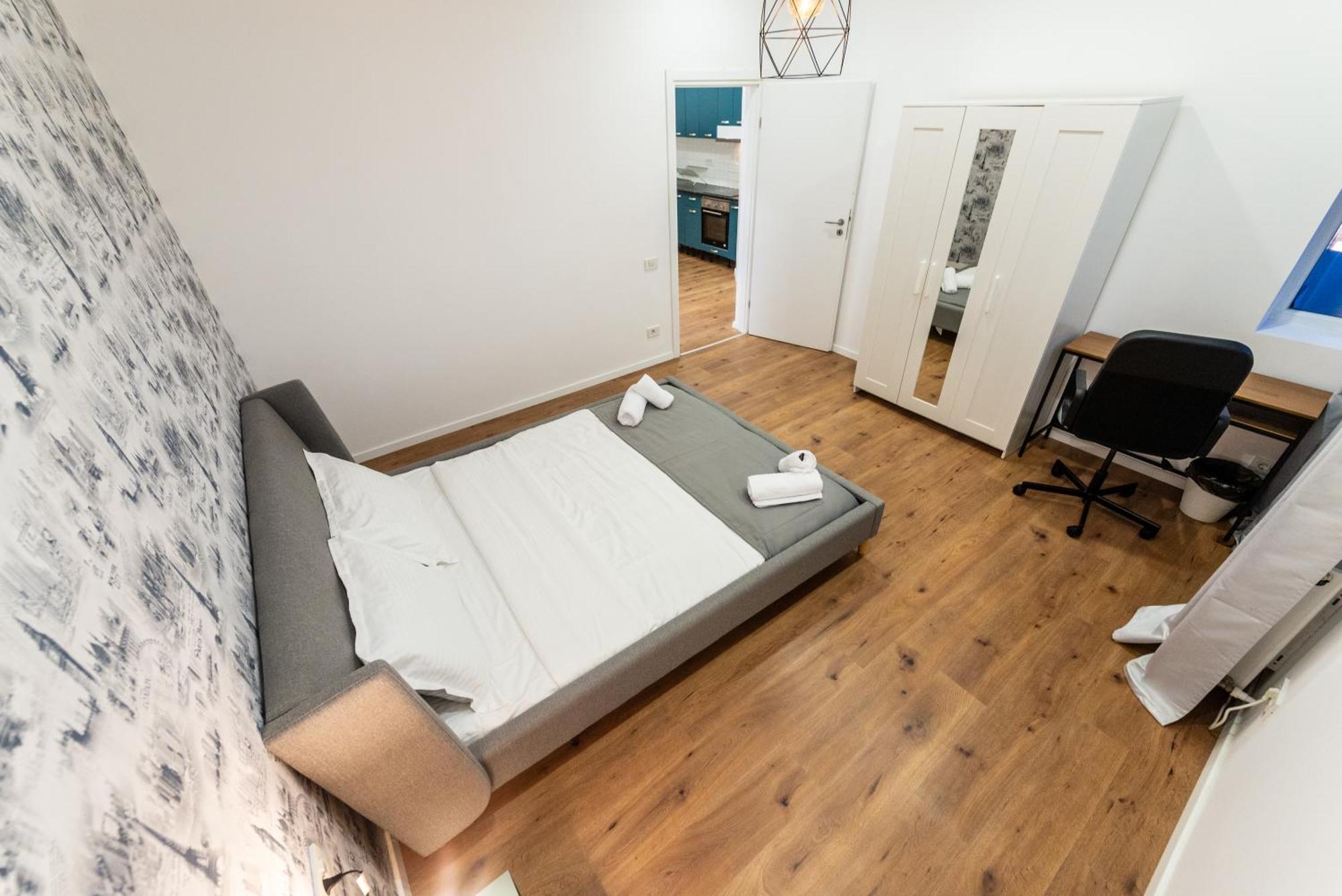 Ultracentral Spacious Apartment 4Br Bucharest Exterior photo