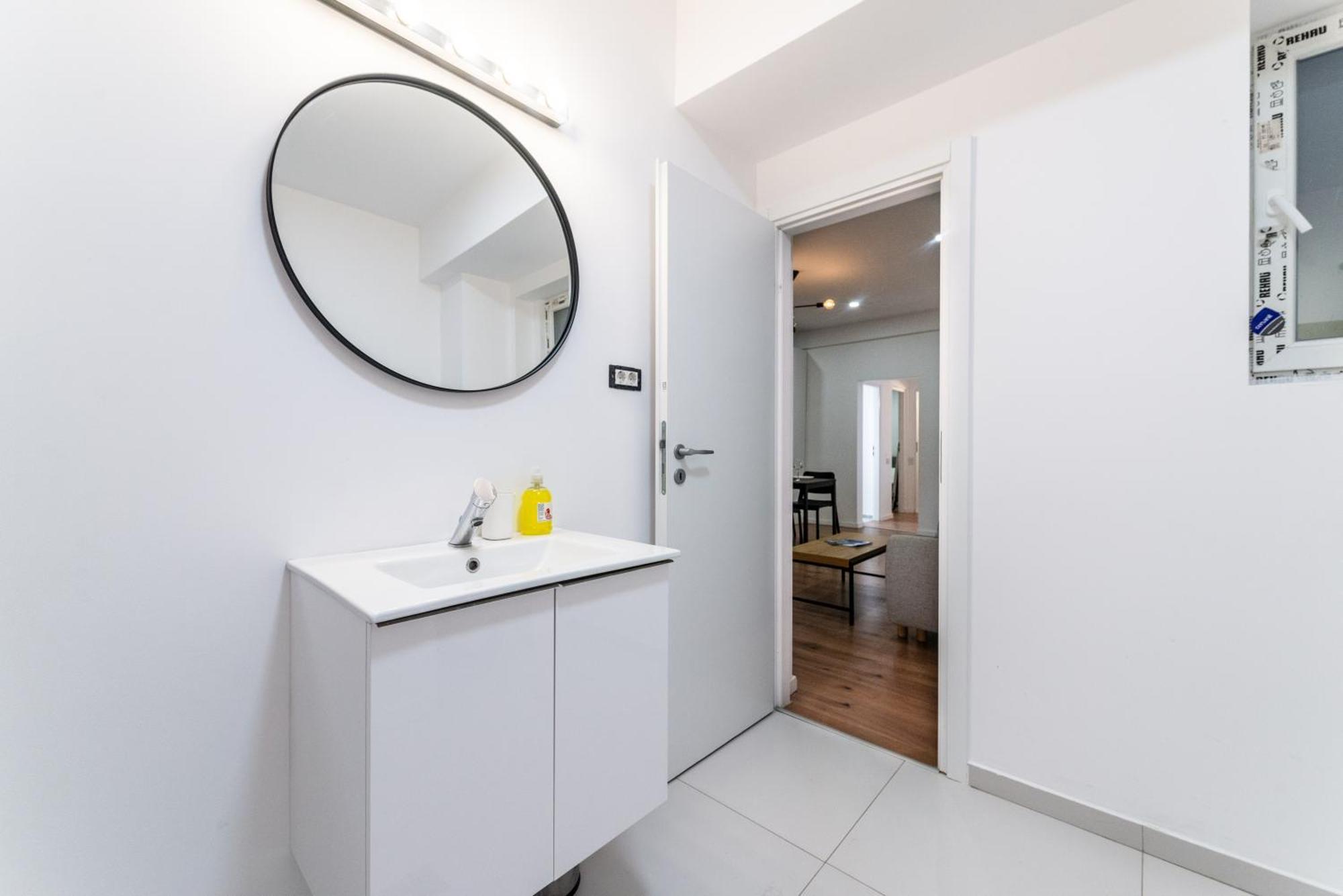 Ultracentral Spacious Apartment 4Br Bucharest Exterior photo